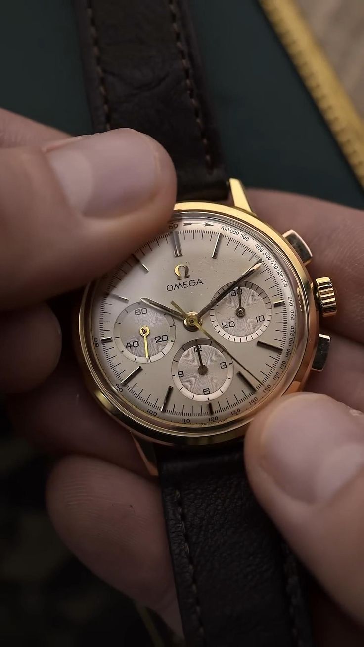 1963 Omeg Cl.321 Chronograph 18k yellow Gold Flawless